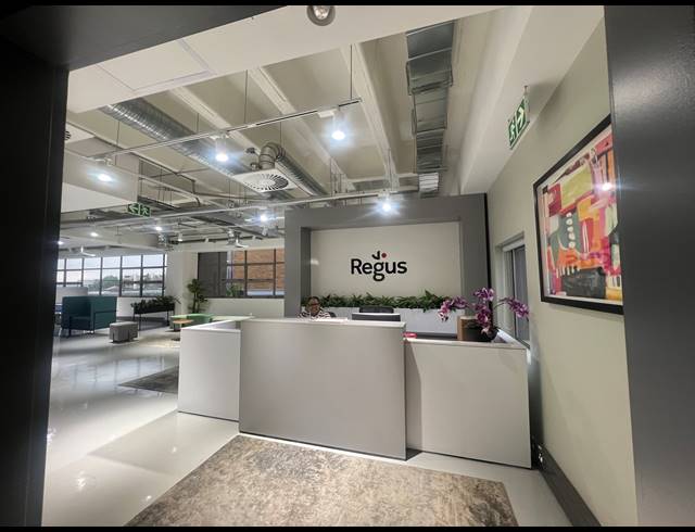 60M² SERVICED OFFICE TO LET IN ROSEBANK
